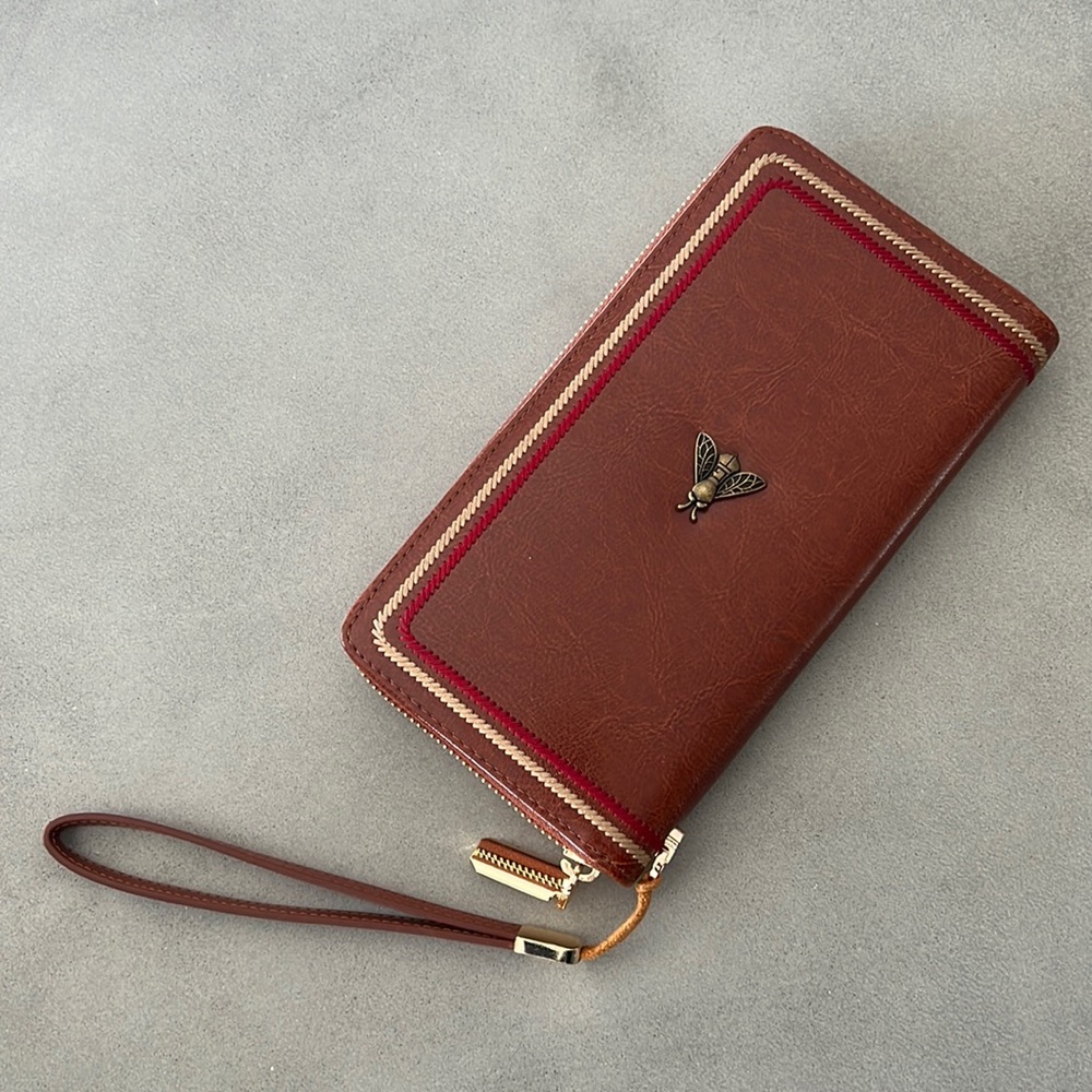 New zippered wallet by Gostwo